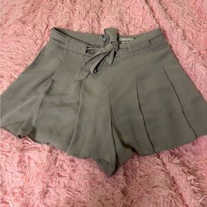 Aritzia skirt